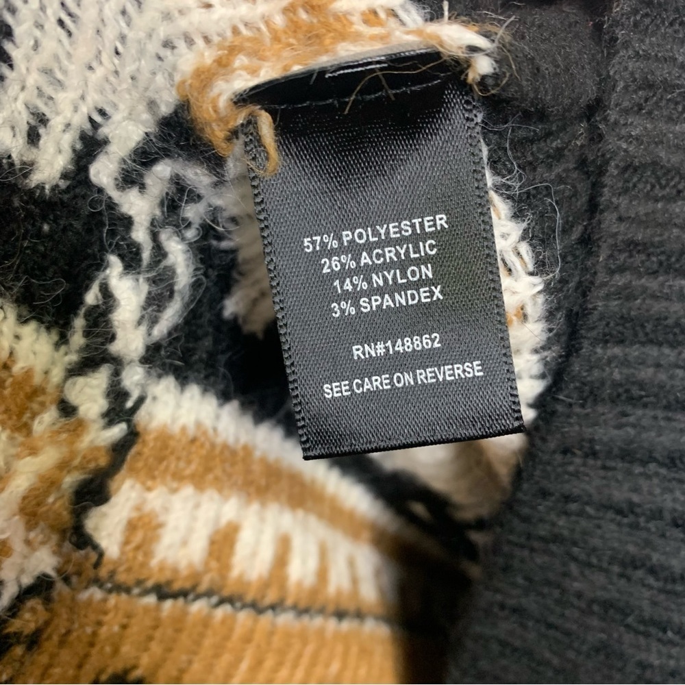 Torrid vegan cashmere leopard sweater 1X - Picture 6 of 12